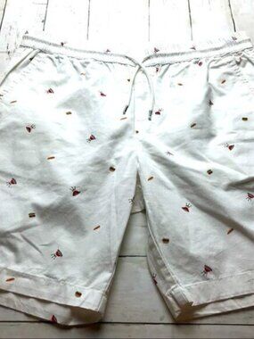Charleston Threads Shorts Grilling Design XL